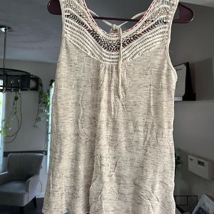 Maurice’s size M and smoke free home